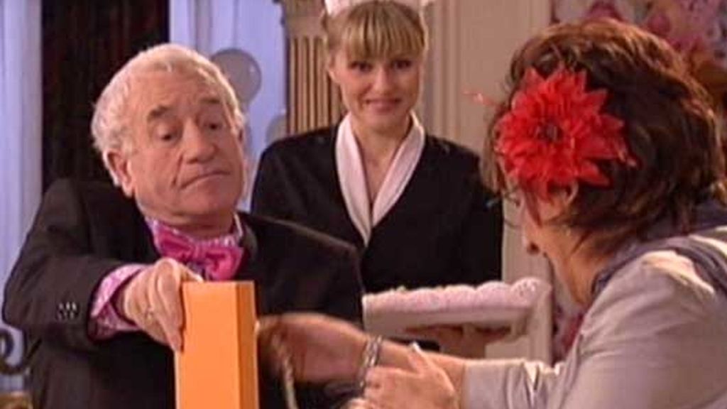 Cesáreo olvida sus bodas de zafiro