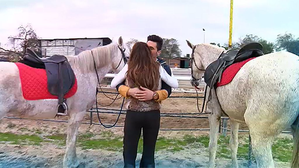 Steisy, sobre el beso de Carlos: “Este beso sí estaba yo deseando recibirlo”