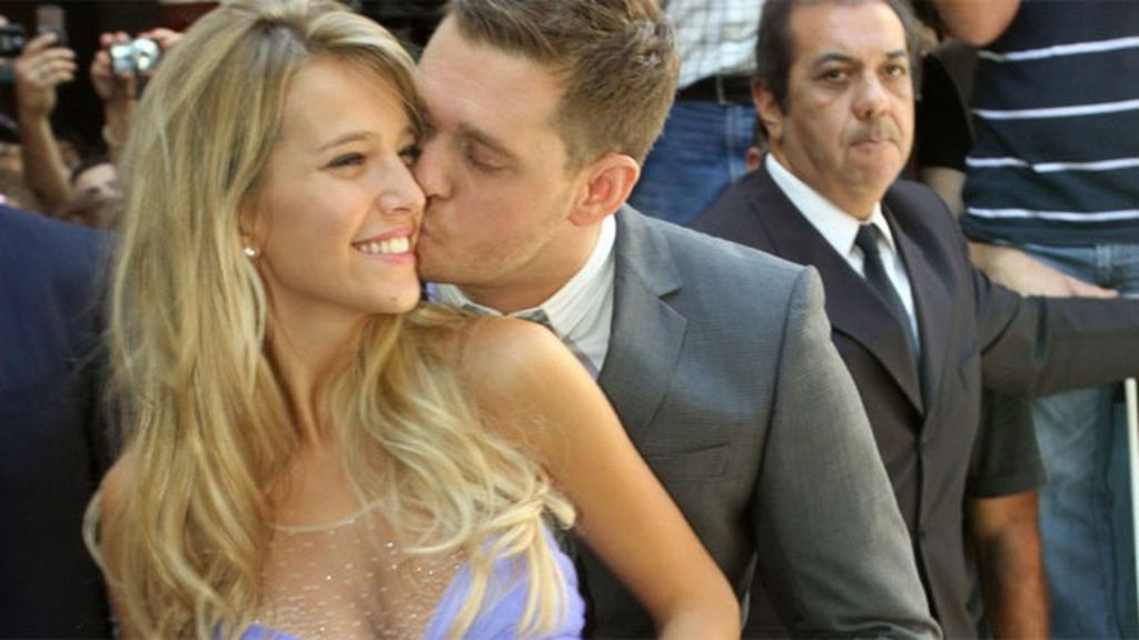 Luisiana Lopilato, novia de Michael Bublé y Twitter-estrella con dos millones de seguidores