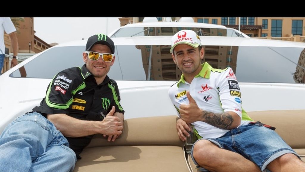 Crutchlow junto a Barbera en Qatar