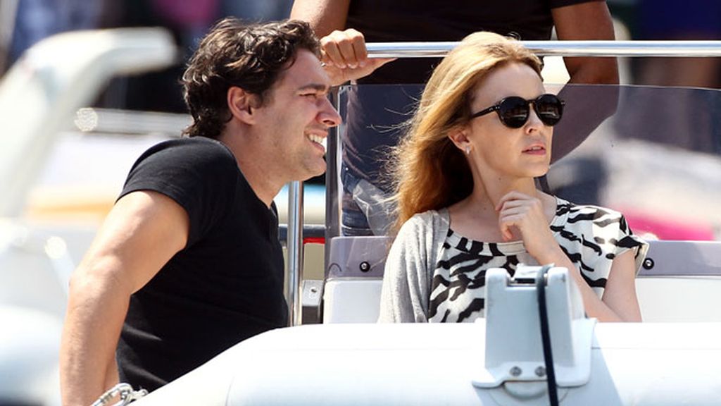 Kylie Minogue, día de relax sin Velencoso