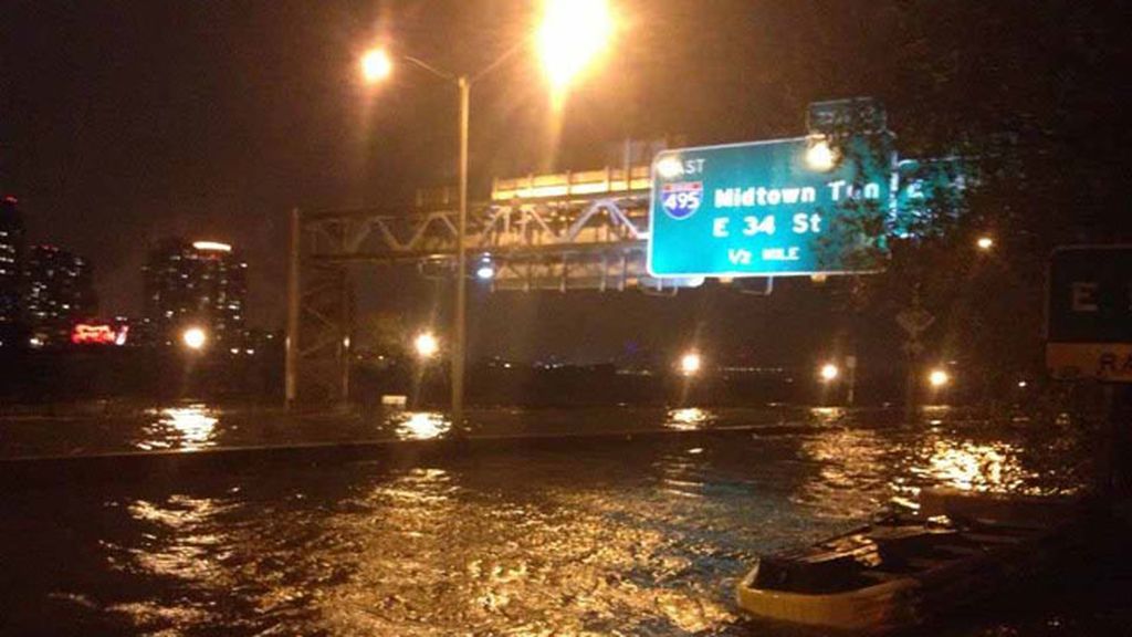 Las conexiones anegadas por el agua