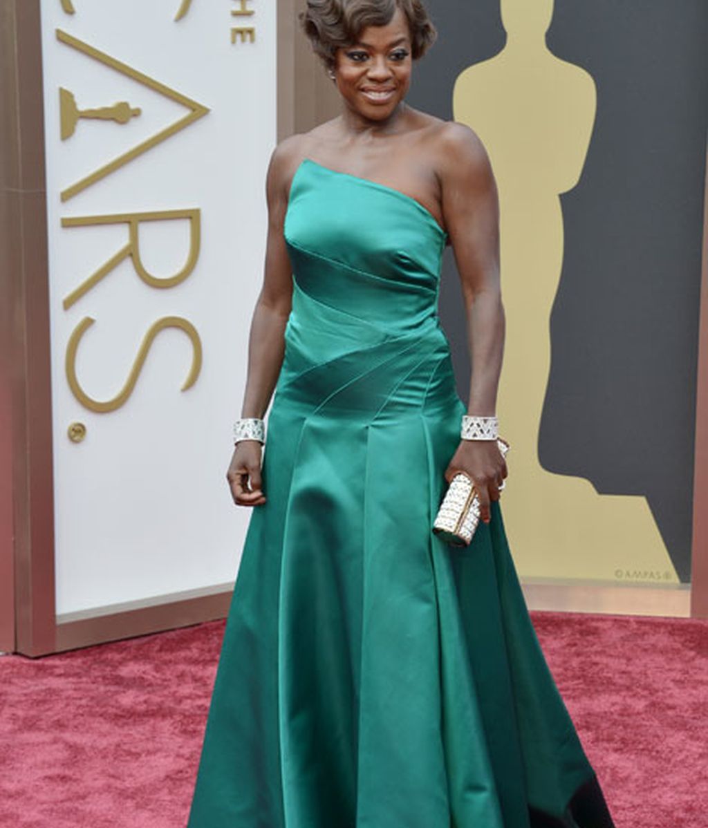 El color negro y los vestidos joya triunfan en la alfombra roja de los Oscar