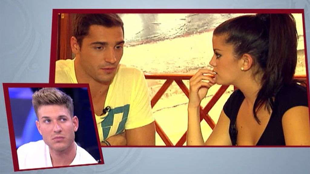 Alex, a Lola: "¿Sabes lo qué es un beso de vaca?"