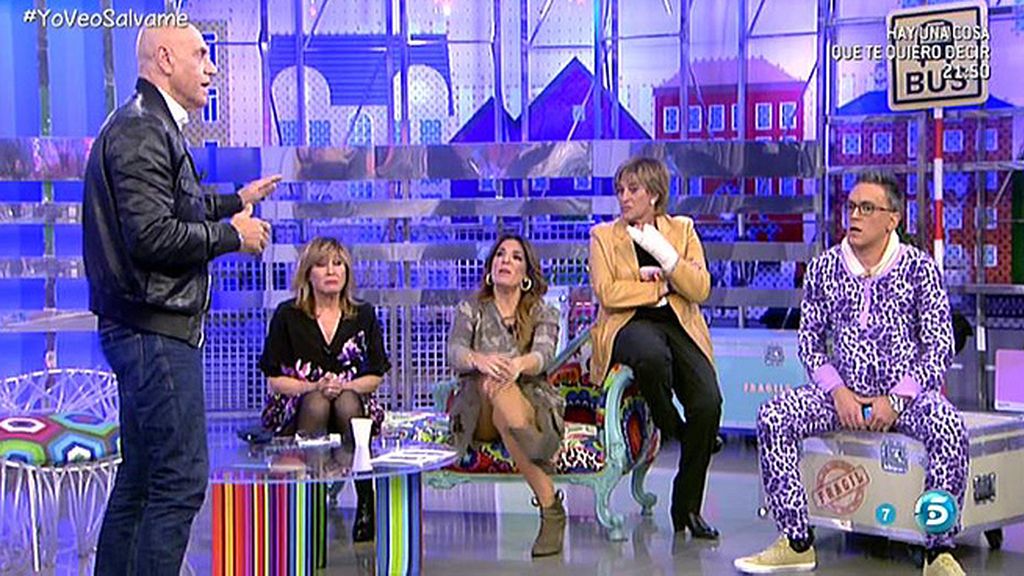 Kiko Hernández y Lydia Lozano, con el pijama de la colaboradora