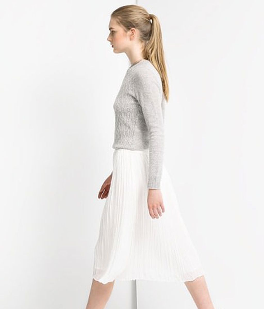 FALDA PLISADA TEXTURA DE MANGO