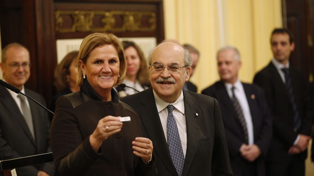 Los Presupuestos de la Generalitat, con un déficit de 2.500 millones Los Presupuestos de la Generalitat, con un déficit de 2.500 millones