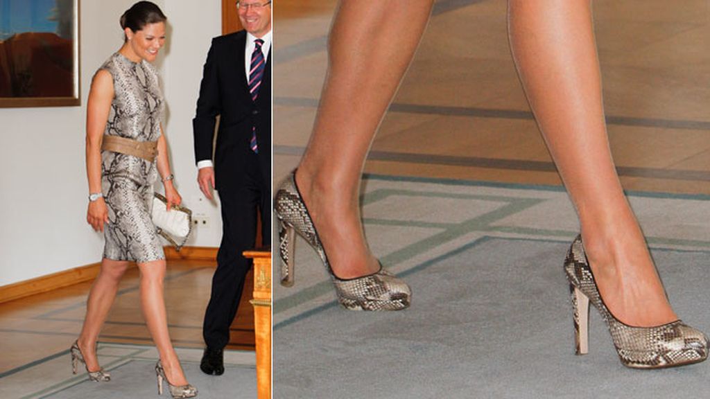 ‘Total look snake’ para la Princesa Victoria de Suecia