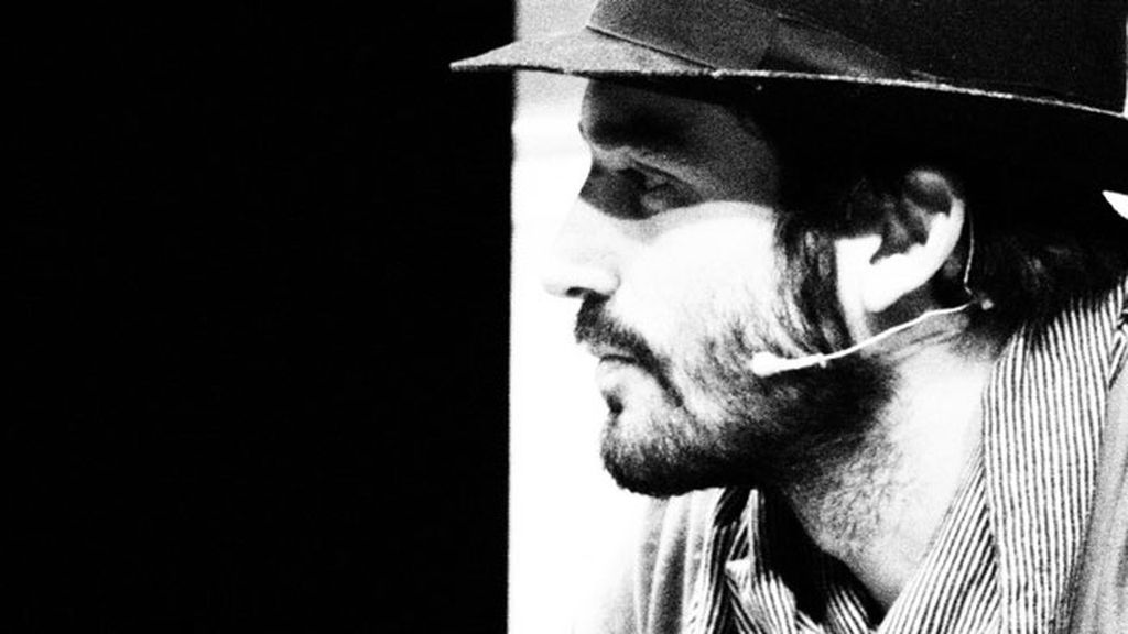 Inma Cuesta, Álex González y Silvia Abascal recitan poemas de 'Mujer Océano'