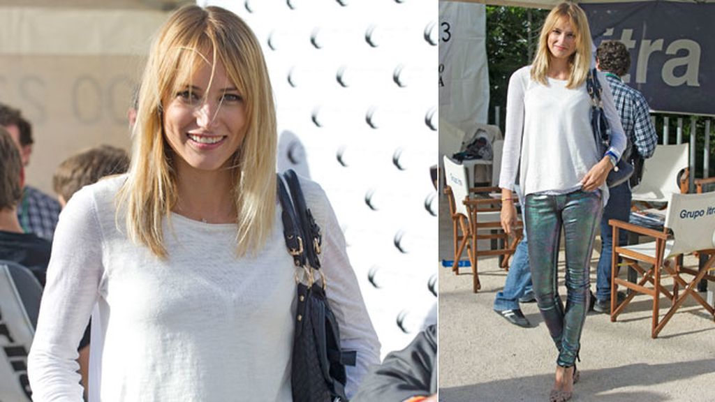 Alba Carrillo acudió con unos pantalones brillantes a animar a su chico