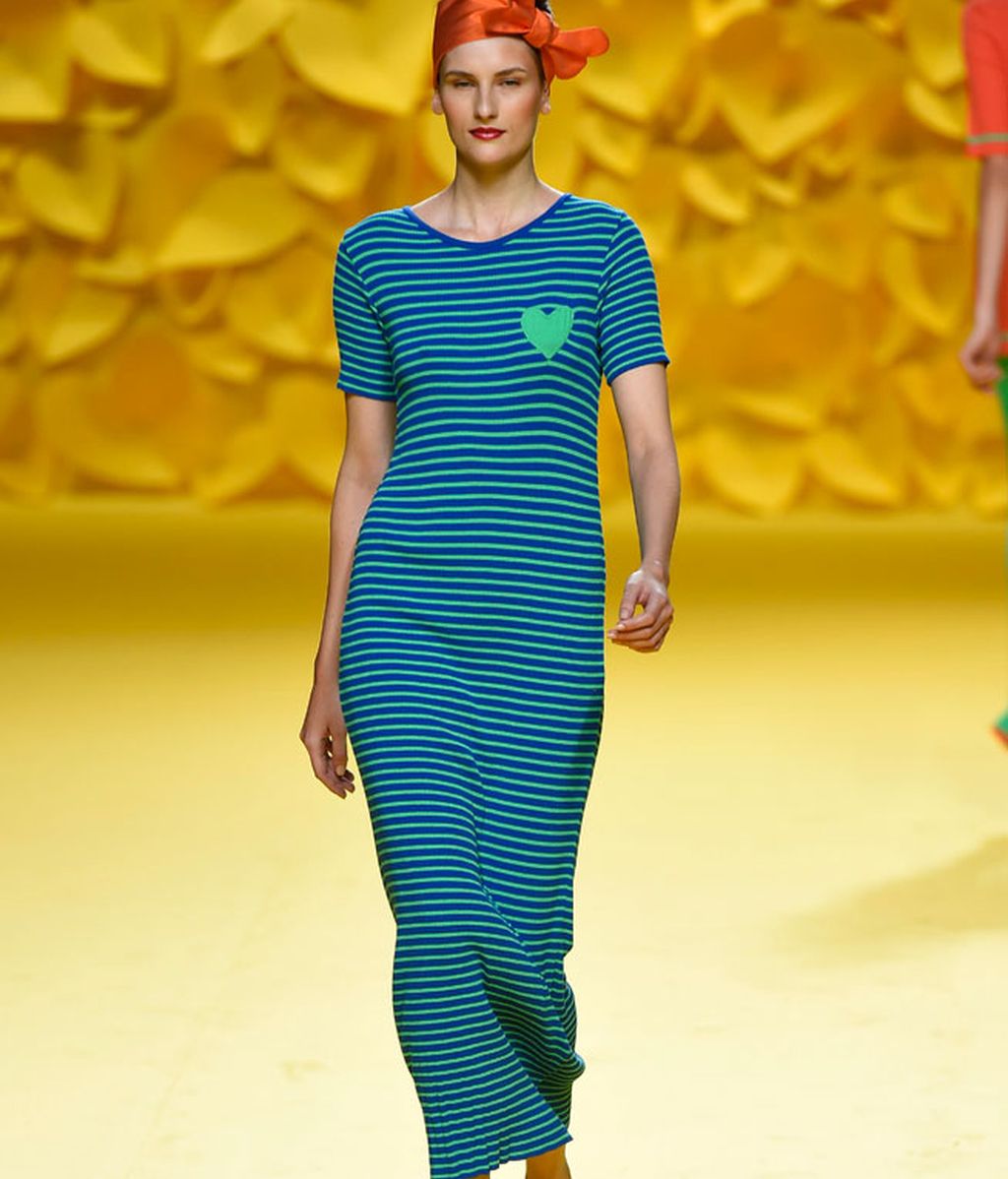 Color y brillos en Agatha Ruíz de la Prada