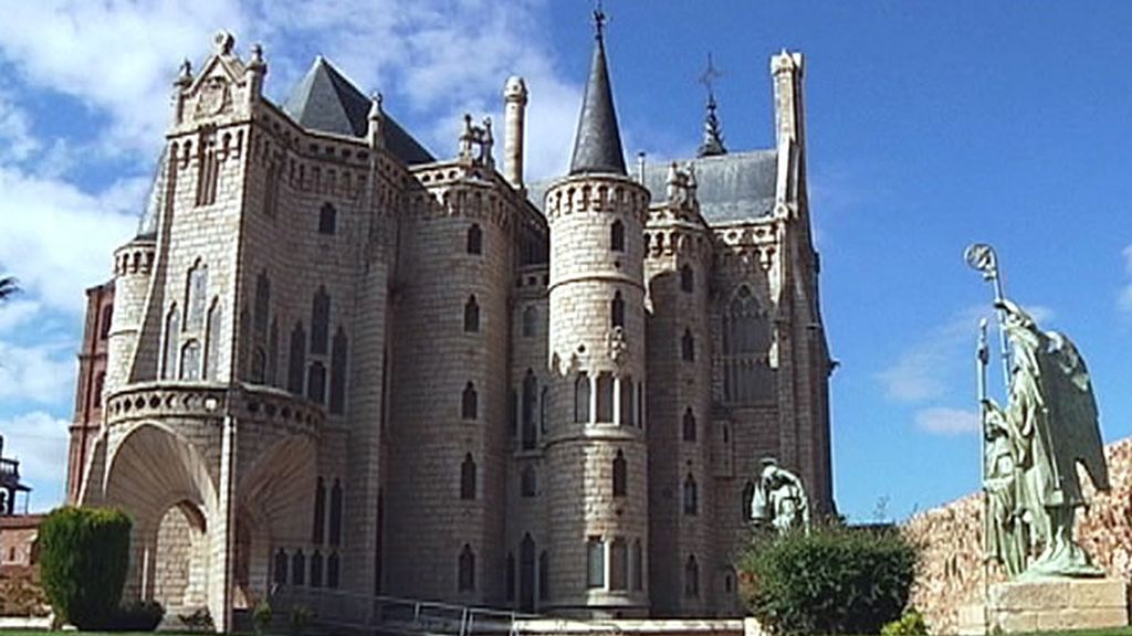 Un edificio que simula un castillo