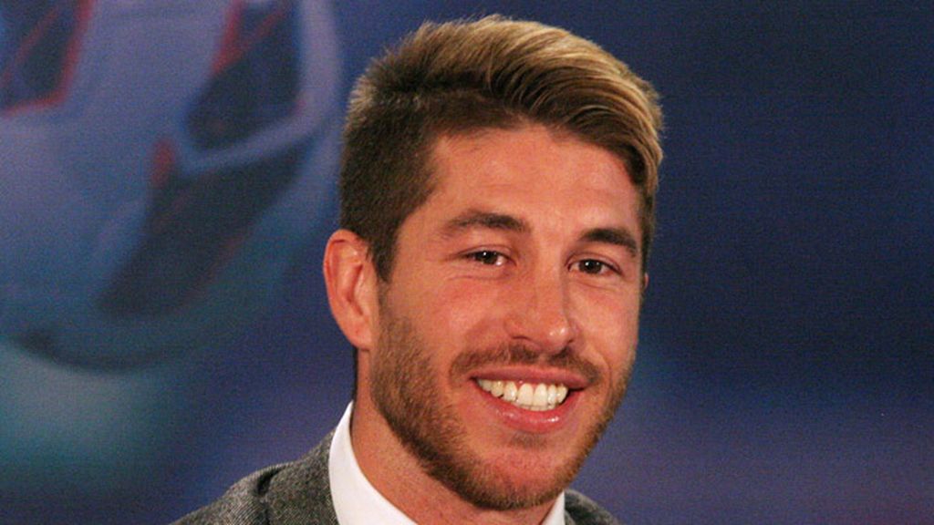 Sergio Ramos se emociona en la presentación de su biografía
