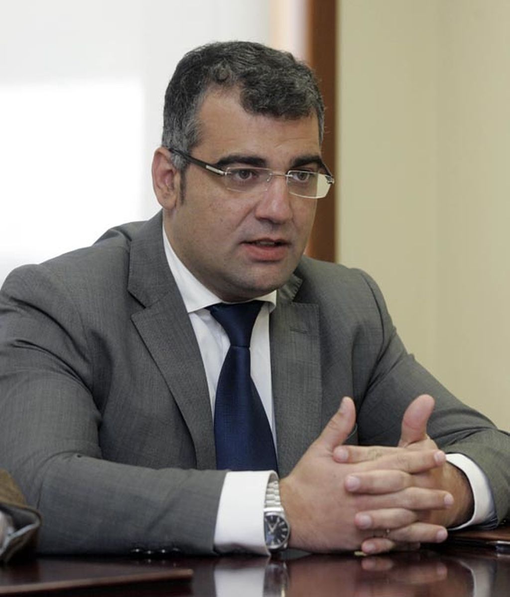 El alcalde que presumía de mileurista se sube el sueldo hasta los 2.800