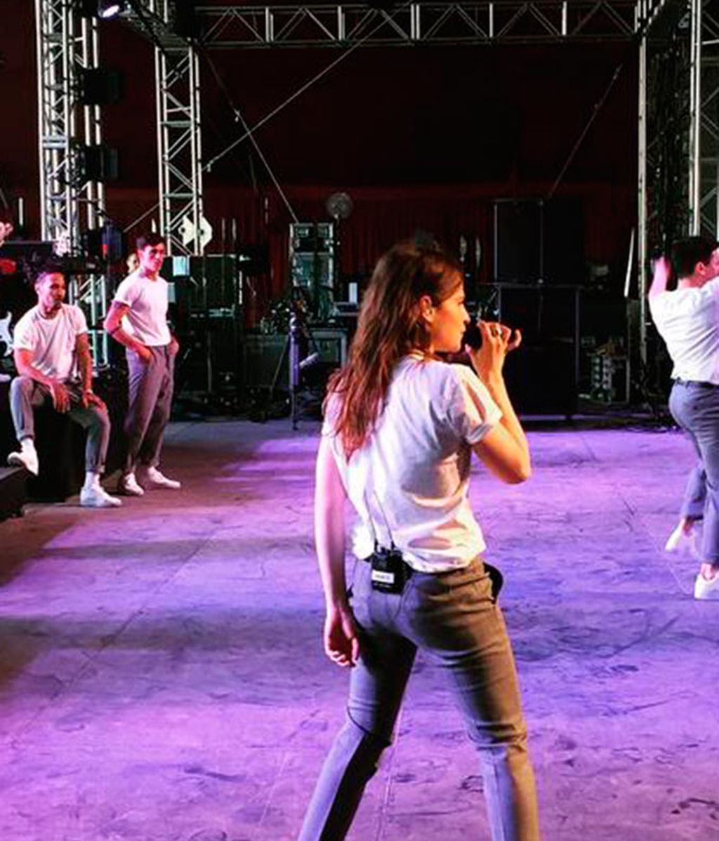 Christine and the Queens en una actuación