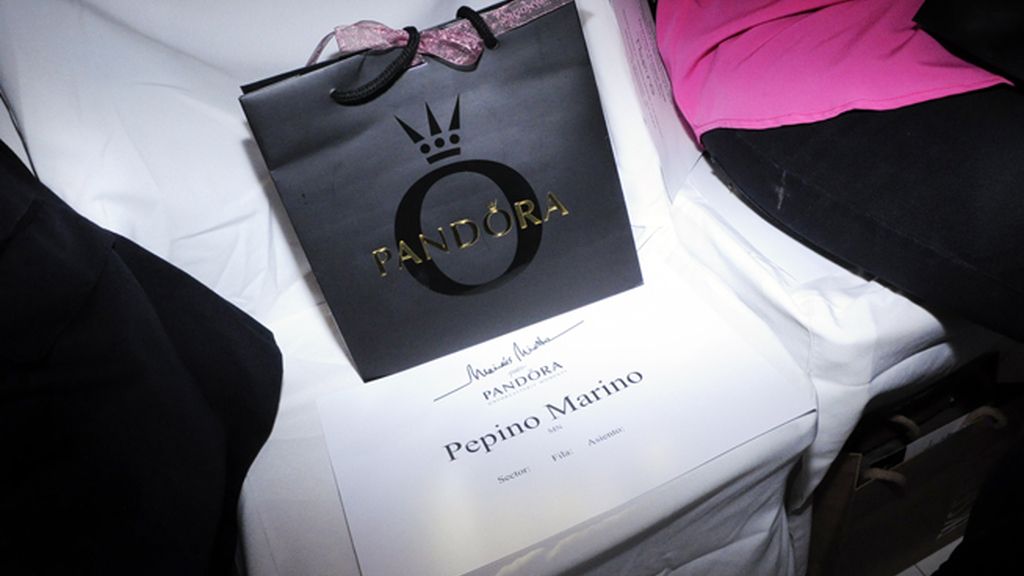 El diseñador Moisés Nieto tuvo la gentileza de reservarnos un asiento en el front row