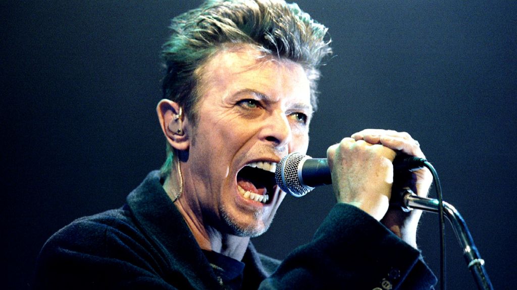 Muere David Bowie (11 de enero)