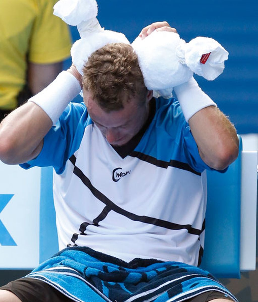 El calor hace desfallecer a los tenistas en el Open de Australia