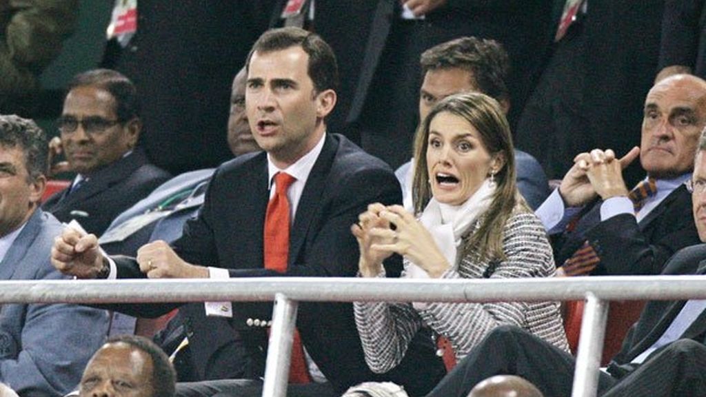 Famosos con la vuvuzela en el Mundial