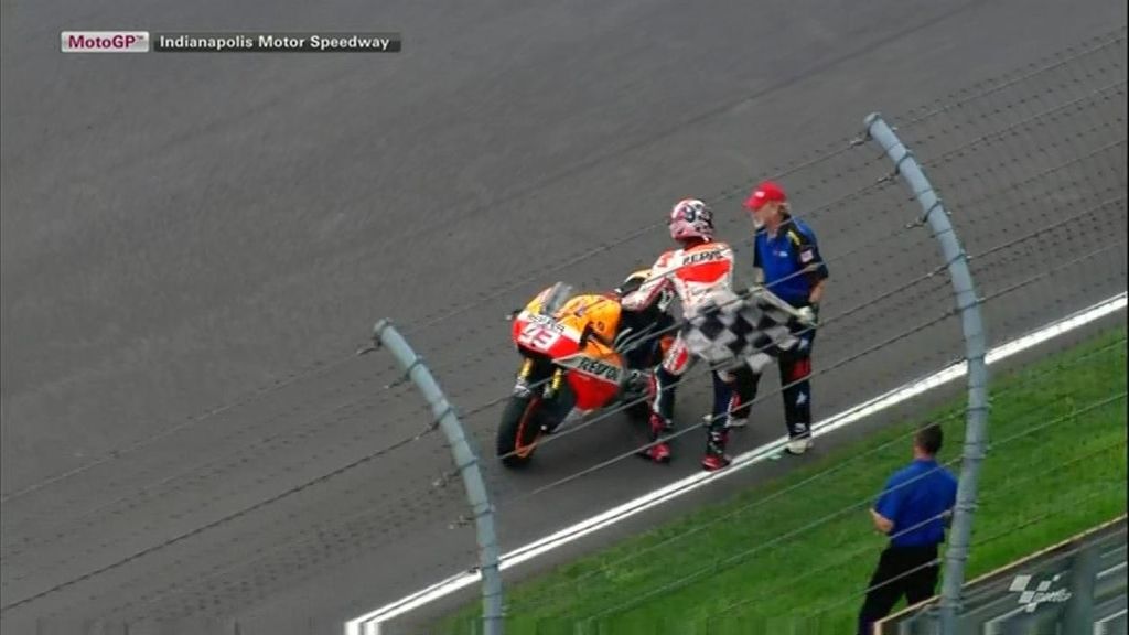 Márquez hace hisotria en Indianápolis