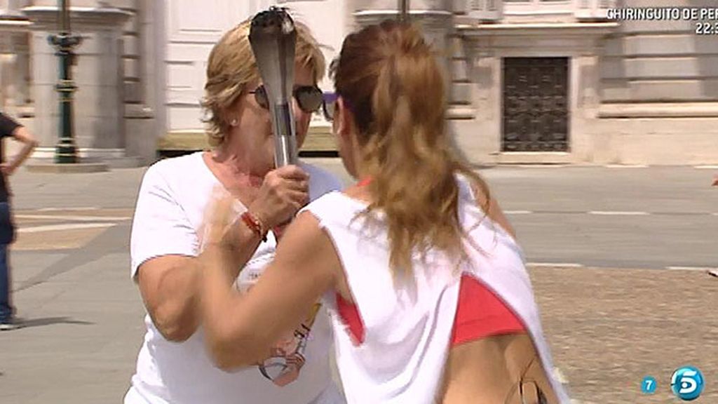 La antorcha pasó por los lugares más emblemáticos de Madrid