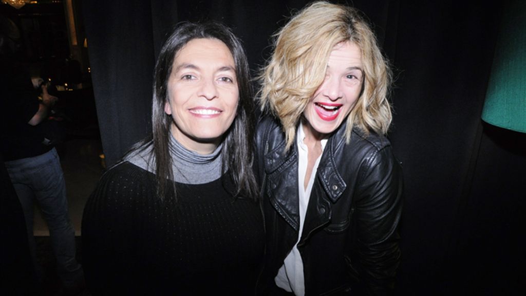 Ana Bueno junto a Adela Leonsegui, la nueva incorporación de divinity.es