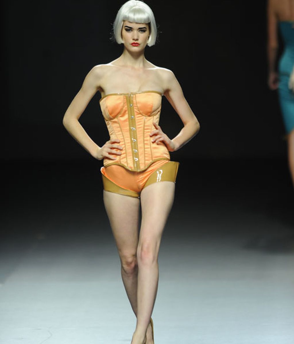 Así son los fetiches de Maya Hansen