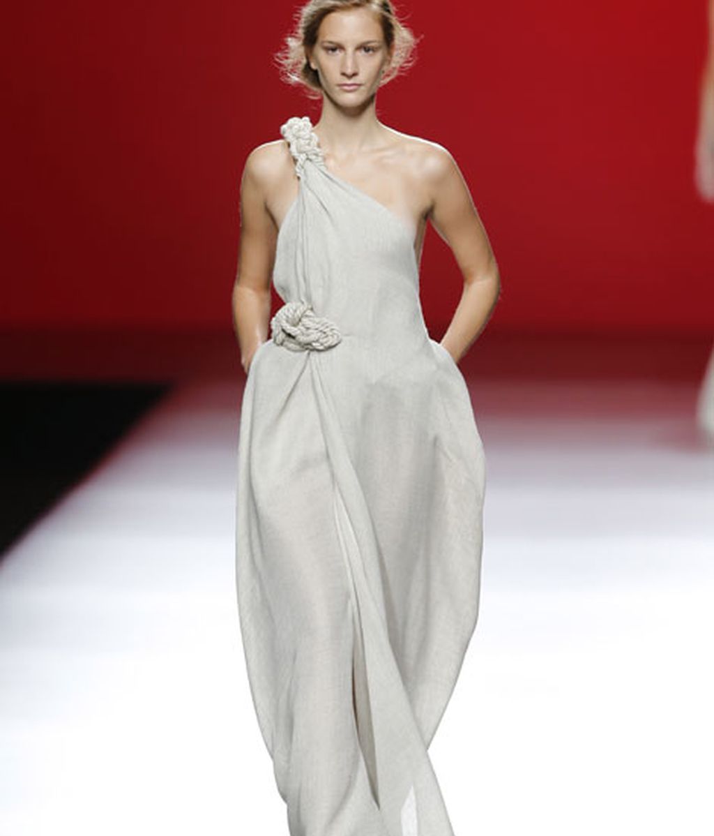 La técnica del Kinbaku-bi remata la colección