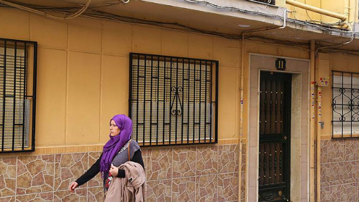 Hallan droga y documentación en la casa de los presuntos yihadistas en Granada