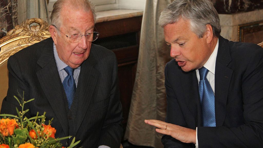 Alberto II, el rey de Bélgica, abdica