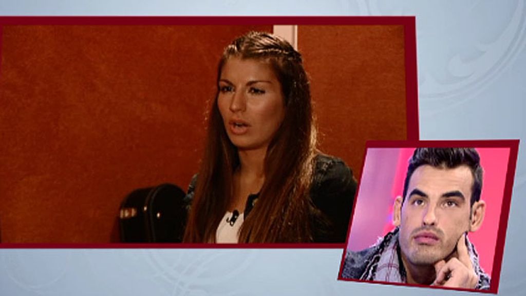 India Martínez interpreta su tema musical en la cita