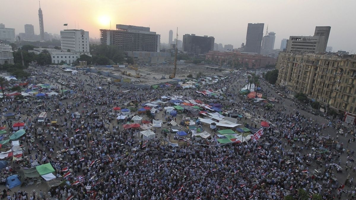 En vísperas de conocer los resultados, los egipcios siguen en la Plaza Tahrir