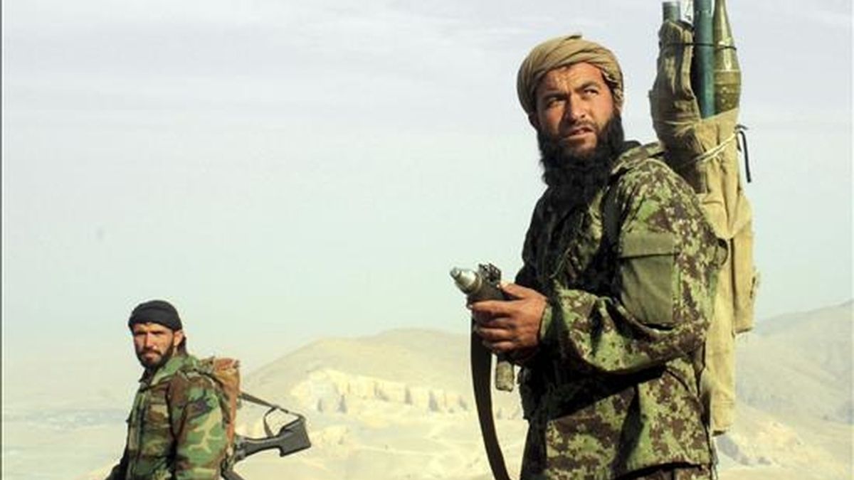 Soldados afganos durante labores de vigilancia. EFE/Archivo