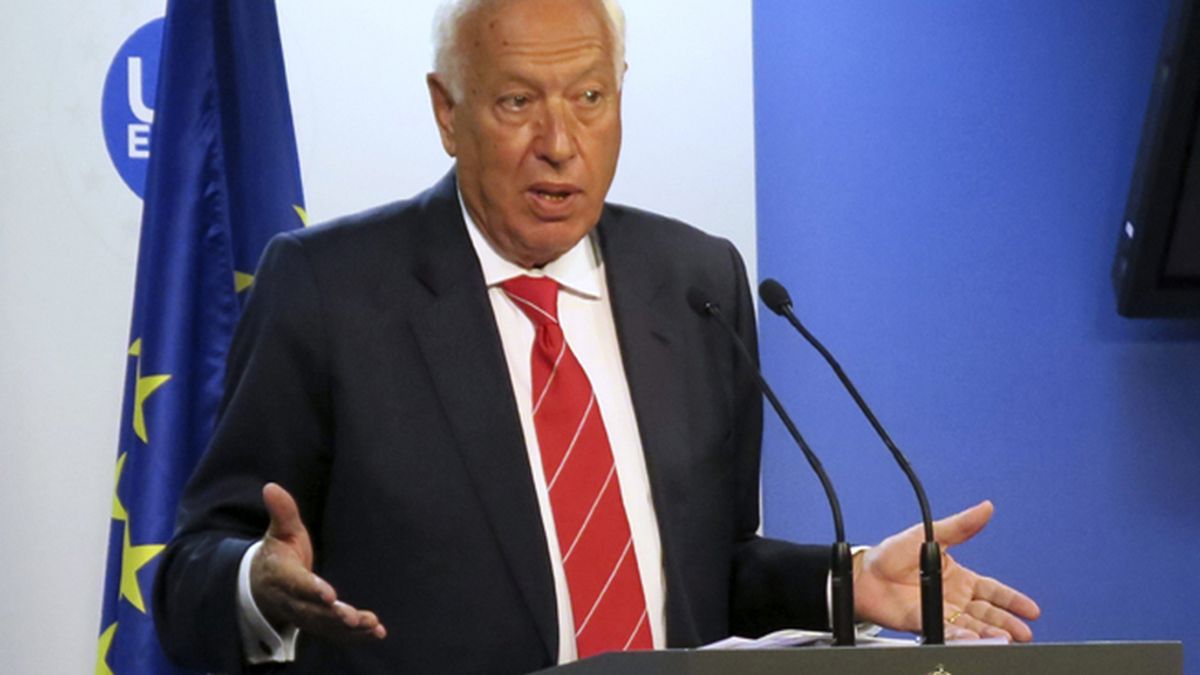 Margallo: Los controles seguirán hasta que se recupere la "relación de confianza"