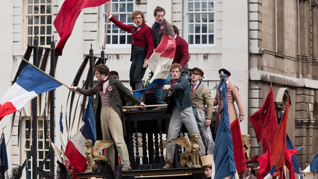 Si nos fijamos, los colores de la bandera francesa están presentes en toda la película