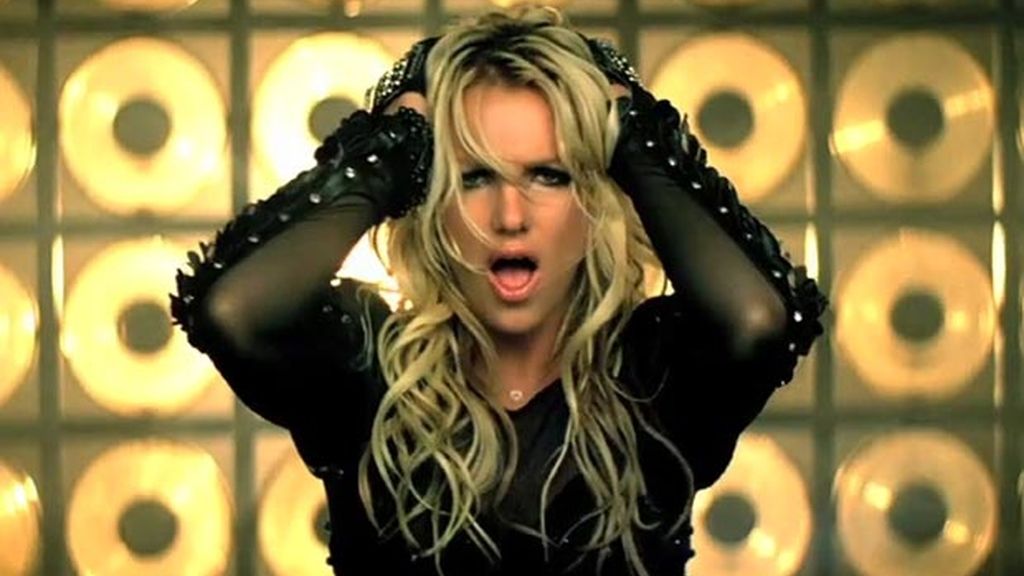 Britney Spears cuelga en twitter las fotos de su último vídeo