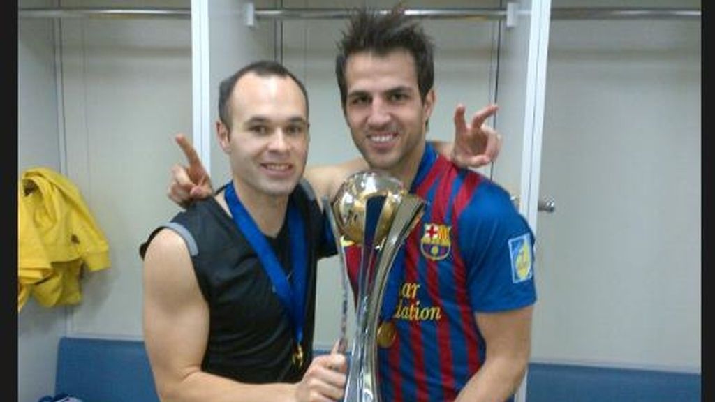 Cesc e Iniesta con la copa