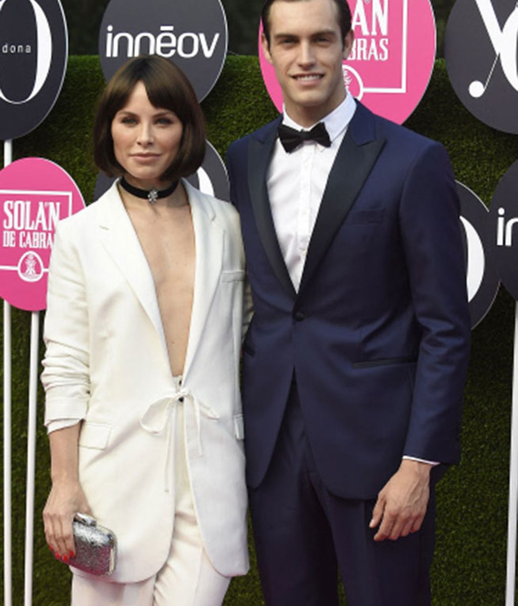 Soraya Arnelas y el modelo Miguel Herrera Posaban muy elegantes antes de la fiesta