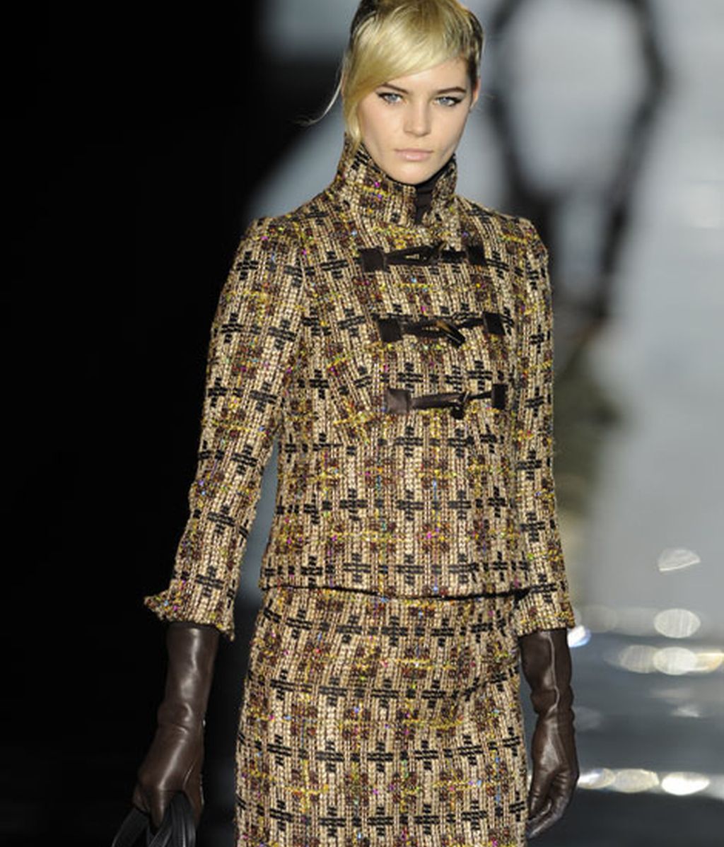 Roberto Verino: Vuelve el 'glamour' de los cincuenta