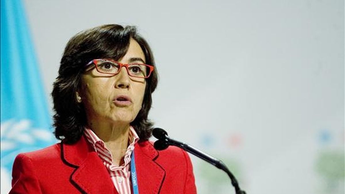La ministra de Medio Ambiente española, Rosa Aguilar, dijo que pocas horas atrás, "no existía texto ni principio de acuerdo y el horizonte se veía difícil y con mucha incertidumbre". EFE/Archivo