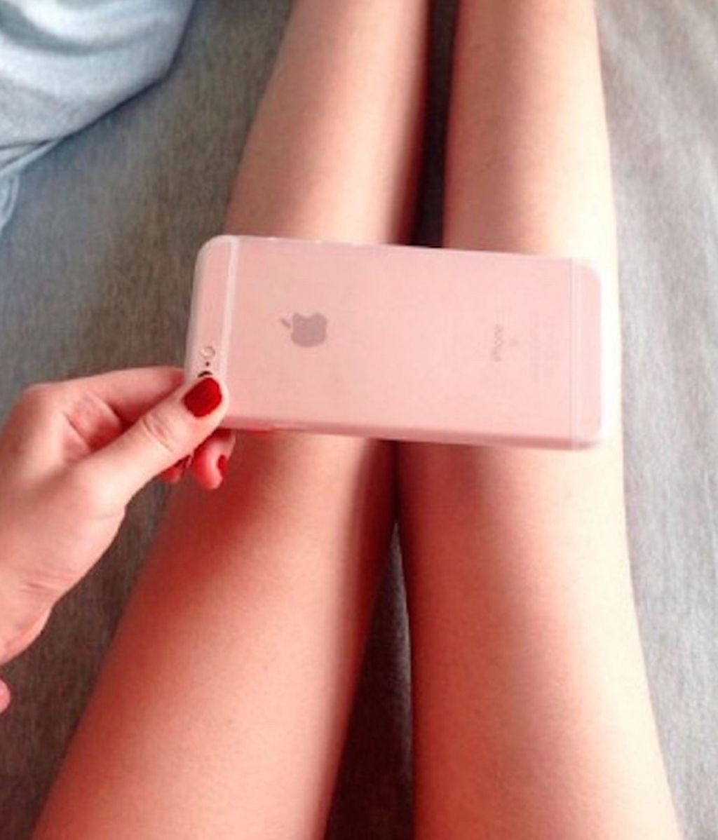 "Iphone Knees Challenge"