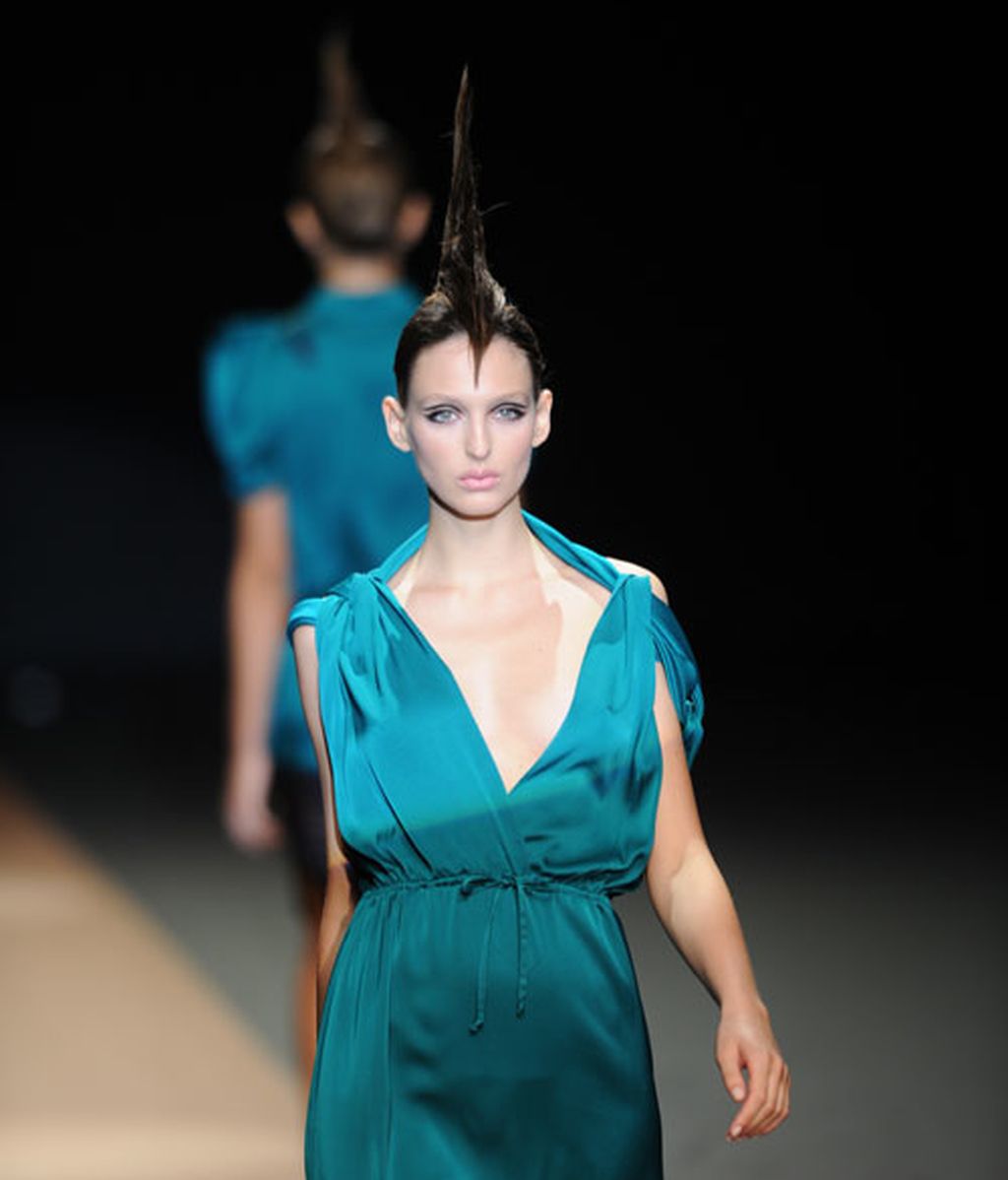 Miguel Palacio llena la pasarela de crestas