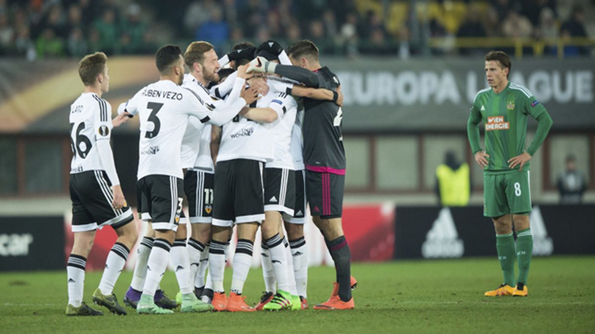 El Valencia hurga en la herida austriaca con una plácida victoria