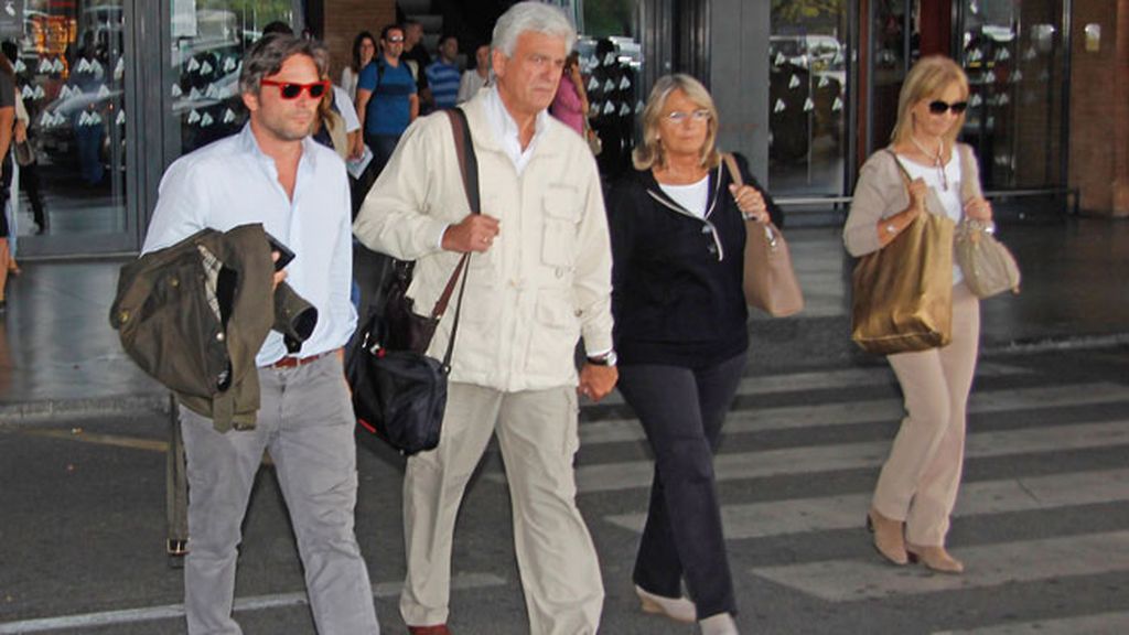 La familia de María llega a Sevilla