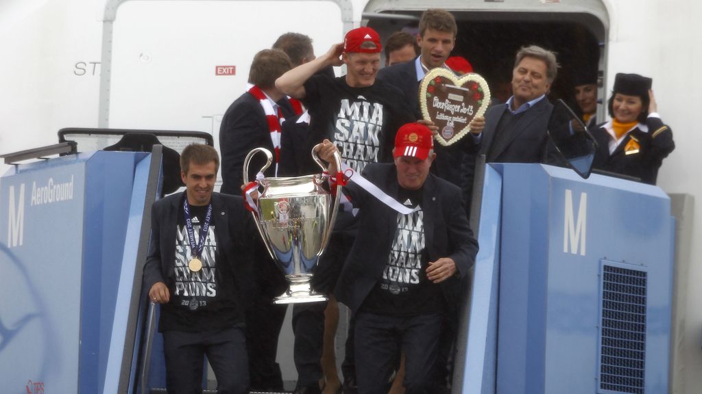 El Bayern llega a Munich con la Copa de la Champions