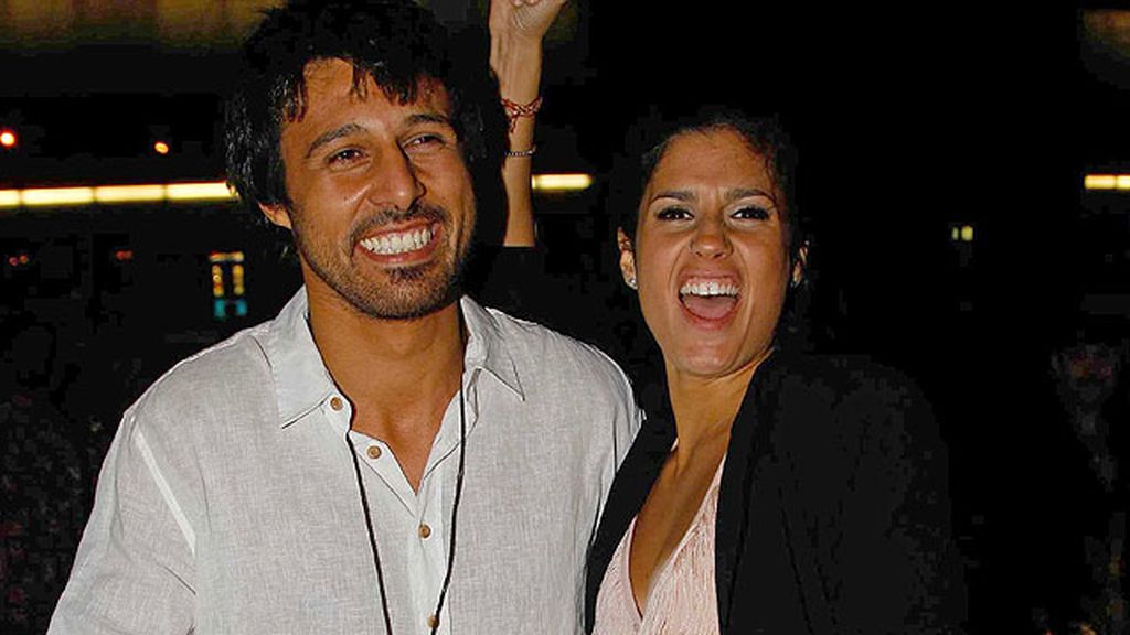 Pepe celebra con sus compañeros su victoria