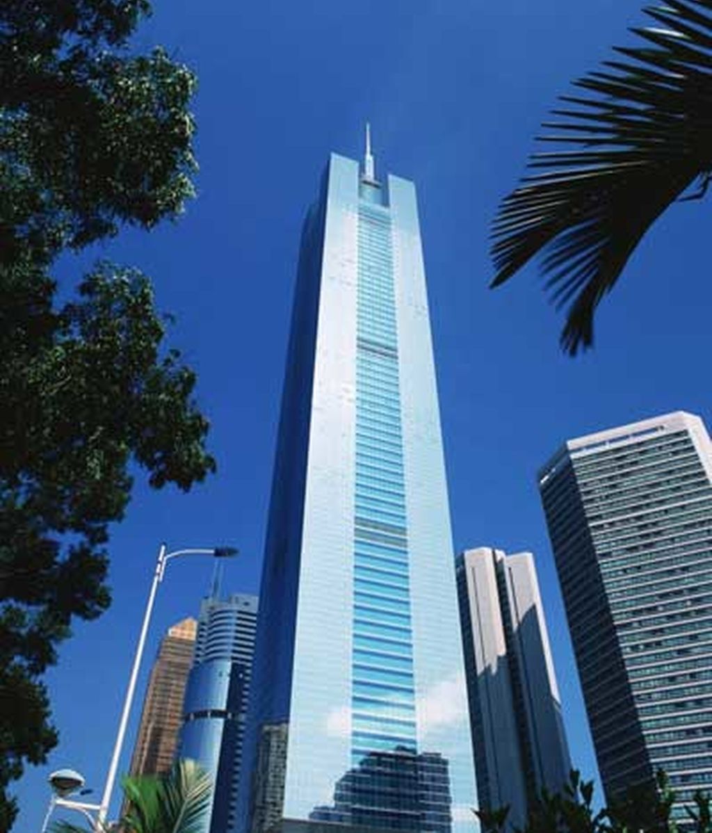 Shun Hing (China): 384 metros