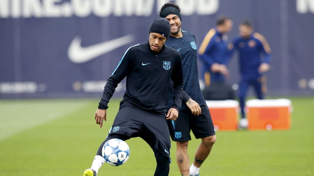 Neymar prepara el choque ante el BATE Borisov con Dani Alves
