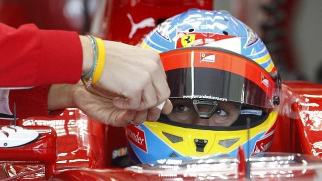 Alonso estrena el F150