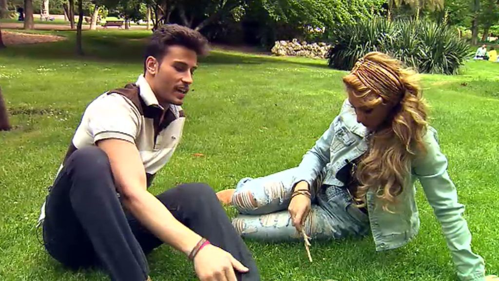 Steisy:"Me habla y me quedo embobada"
